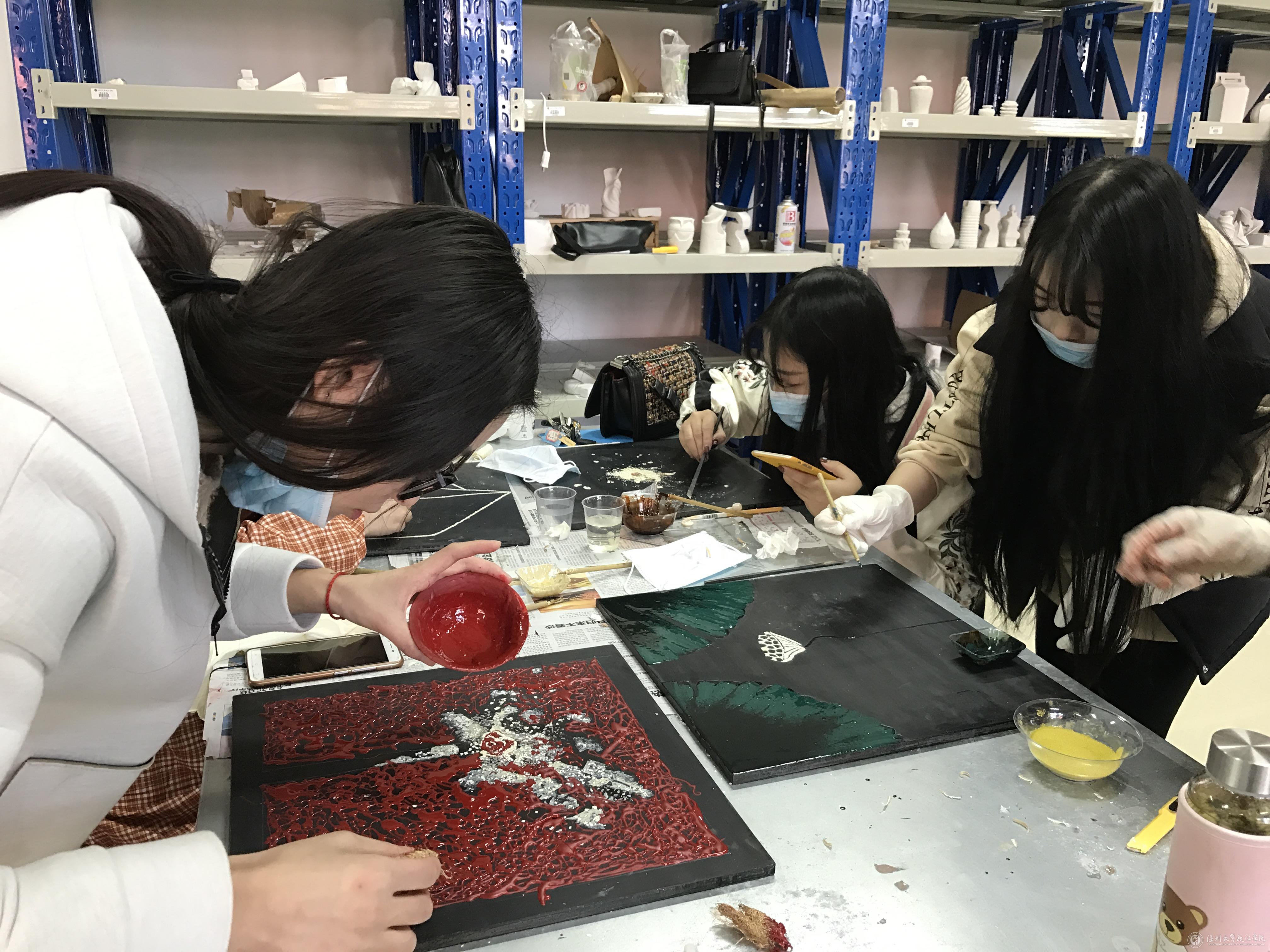 漆艺装饰画制作在中小学美育教育中的实践应用.jpg